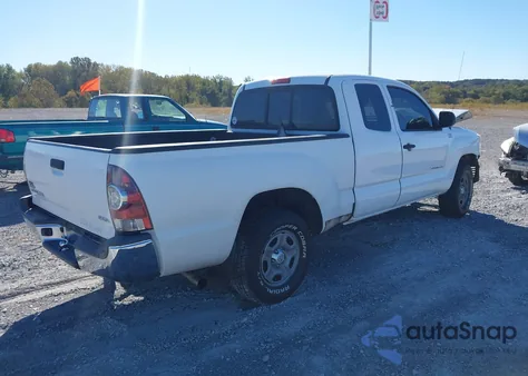 2013 Toyota Tacoma z USA, uszkodzony, nr VIN 5TFTX4CN2DX031867